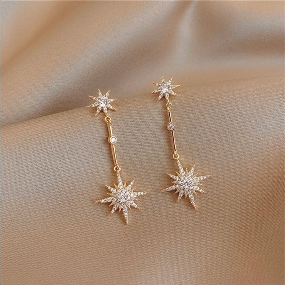 Star drop earrings A735